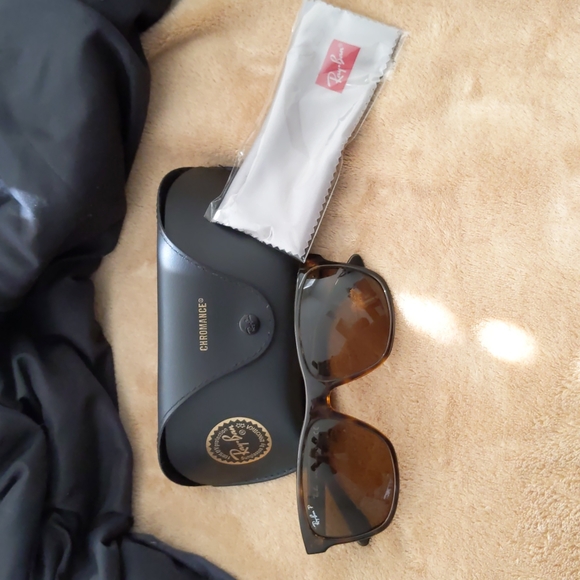 Ray-Ban Accessories - 🔅Ray-Ban Tortoise Shell Sunglasses